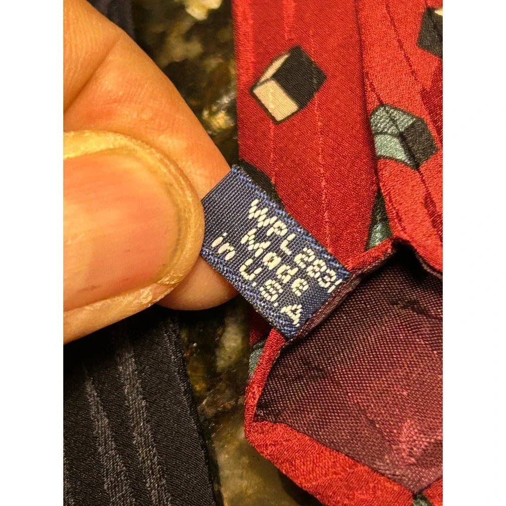 Zylos George‎ Machado Men's Red Silk Tie Classic Length Geometric
